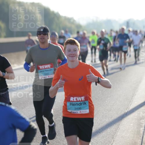 03.10.2025 - Köhlbrandbrückenlauf Jannik Wohlers http://msf.ph/oto/9062993 03.10.2025 09:15:59 Position 3 1245, 3496 meine-sportfotos.de