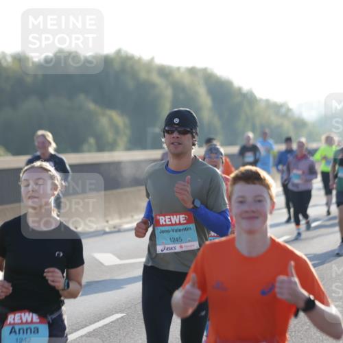 03.10.2025 - Köhlbrandbrückenlauf Jannik Wohlers http://msf.ph/oto/9063005 03.10.2025 09:16:00 Position 3 1242, 1245 meine-sportfotos.de