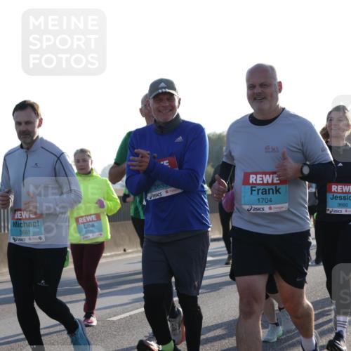 03.10.2025 - Köhlbrandbrückenlauf Jannik Wohlers http://msf.ph/oto/9063006 03.10.2025 09:23:52 Position 3 3661, 2235, 2635, 1704, 3660 meine-sportfotos.de