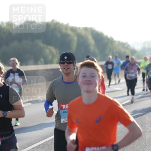 03.10.2025 - Köhlbrandbrückenlauf Jannik Wohlers http://msf.ph/oto/9063017 03.10.2025 09:16:00 Position 3 1242 meine-sportfotos.de