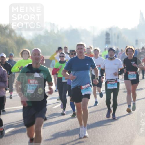 03.10.2025 - Köhlbrandbrückenlauf Jannik Wohlers http://msf.ph/oto/9063038 03.10.2025 09:16:01 Position 3 307, 1357 meine-sportfotos.de