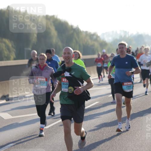 03.10.2025 - Köhlbrandbrückenlauf Jannik Wohlers http://msf.ph/oto/9063076 03.10.2025 09:16:03 Position 3 307, 1357 meine-sportfotos.de
