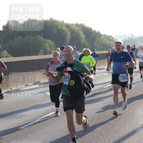 03.10.2025 - Köhlbrandbrückenlauf Jannik Wohlers http://msf.ph/oto/9063112 03.10.2025 09:16:04 Position 3 30, 1357 meine-sportfotos.de