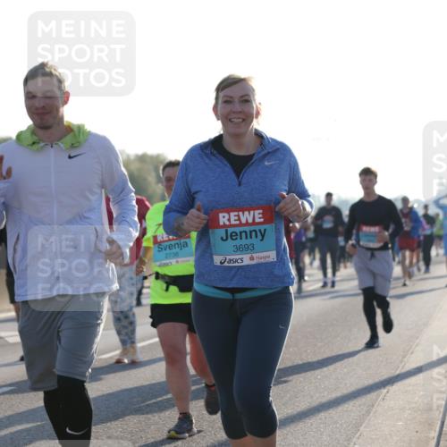 03.10.2025 - Köhlbrandbrückenlauf Jannik Wohlers http://msf.ph/oto/9063188 03.10.2025 09:23:57 Position 3 2741, 2738, 3693 meine-sportfotos.de