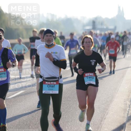 03.10.2025 - Köhlbrandbrückenlauf Jannik Wohlers http://msf.ph/oto/9063196 03.10.2025 09:16:06 Position 3 22, 1415, 2622, 3344, 1412 meine-sportfotos.de