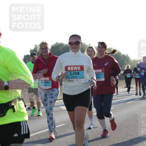 03.10.2025 - Köhlbrandbrückenlauf Jannik Wohlers http://msf.ph/oto/9063229 03.10.2025 09:23:59 Position 3 2738, 1988, 2340, 3019, 3291 meine-sportfotos.de