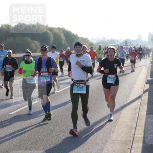 03.10.2025 - Köhlbrandbrückenlauf Jannik Wohlers http://msf.ph/oto/9063258 03.10.2025 09:16:07 Position 3 1415, 3344, 1412 meine-sportfotos.de