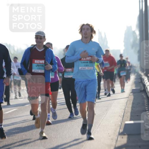 03.10.2025 - Köhlbrandbrückenlauf Jannik Wohlers http://msf.ph/oto/9063281 03.10.2025 09:24:03 Position 3 2239, 2382, 2271, 2384 meine-sportfotos.de
