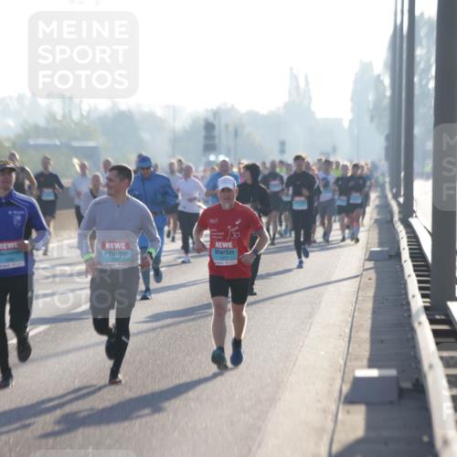 03.10.2025 - Köhlbrandbrückenlauf Jannik Wohlers http://msf.ph/oto/9063304 03.10.2025 09:16:10 Position 3 1477 meine-sportfotos.de