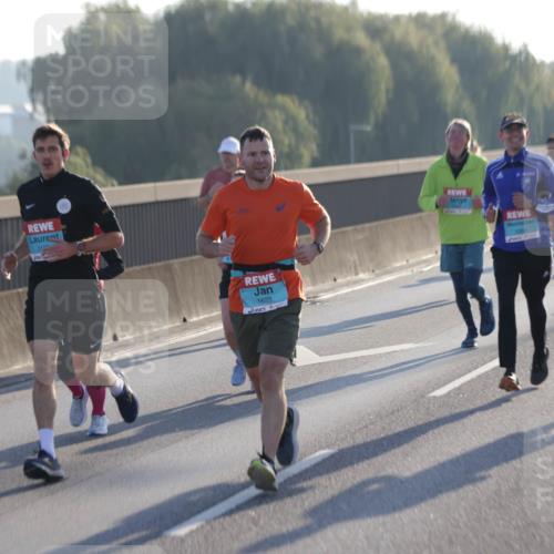 03.10.2025 - Köhlbrandbrückenlauf Jannik Wohlers http://msf.ph/oto/9063358 03.10.2025 09:16:11 Position 3 1622 meine-sportfotos.de