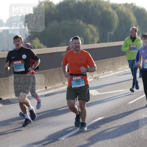 03.10.2025 - Köhlbrandbrückenlauf Jannik Wohlers http://msf.ph/oto/9063372 03.10.2025 09:16:12 Position 3 3183, 1622 meine-sportfotos.de