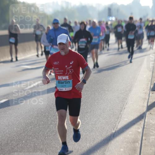 03.10.2025 - Köhlbrandbrückenlauf Jannik Wohlers http://msf.ph/oto/9063378 03.10.2025 09:16:14 Position 3 3067, 1477 meine-sportfotos.de