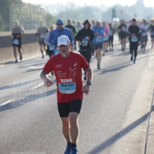 03.10.2025 - Köhlbrandbrückenlauf Jannik Wohlers http://msf.ph/oto/9063385 03.10.2025 09:16:14 Position 3 1477 meine-sportfotos.de