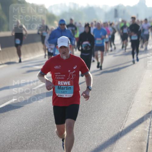 03.10.2025 - Köhlbrandbrückenlauf Jannik Wohlers http://msf.ph/oto/9063393 03.10.2025 09:16:14 Position 3 1477 meine-sportfotos.de