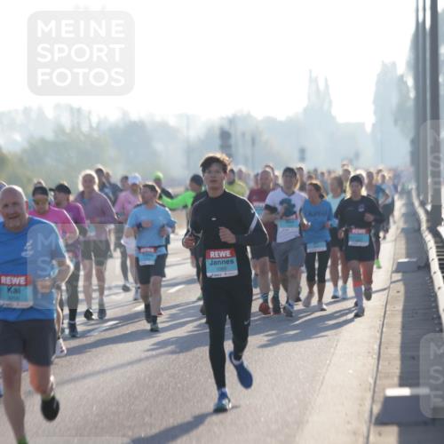 03.10.2025 - Köhlbrandbrückenlauf Jannik Wohlers http://msf.ph/oto/9063432 03.10.2025 09:16:18 Position 3 3250, 1089 meine-sportfotos.de
