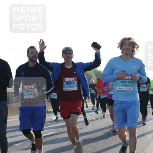 03.10.2025 - Köhlbrandbrückenlauf Jannik Wohlers http://msf.ph/oto/9063468 03.10.2025 09:24:08 Position 3 2383, 2239, 2382, 2384, 2271 meine-sportfotos.de