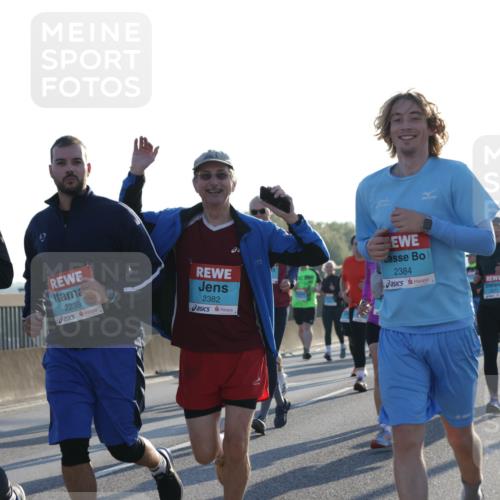 03.10.2025 - Köhlbrandbrückenlauf Jannik Wohlers http://msf.ph/oto/9063481 03.10.2025 09:24:08 Position 3 23, 2239, 2382, 2384, 2271 meine-sportfotos.de