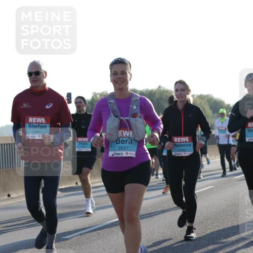 03.10.2025 - Köhlbrandbrückenlauf Jannik Wohlers http://msf.ph/oto/9063505 03.10.2025 09:24:10 Position 3 1483, 2637, 2284, 2271 meine-sportfotos.de