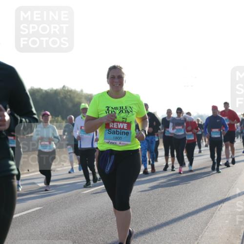 03.10.2025 - Köhlbrandbrückenlauf Jannik Wohlers http://msf.ph/oto/9063537 03.10.2025 09:24:12 Position 3 2271, 1800 meine-sportfotos.de