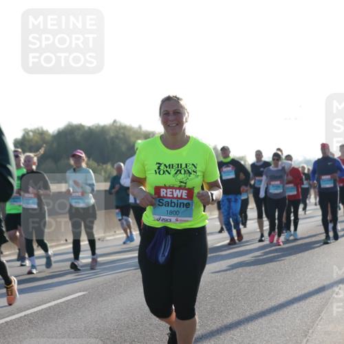 03.10.2025 - Köhlbrandbrückenlauf Jannik Wohlers http://msf.ph/oto/9063547 03.10.2025 09:24:12 Position 3 1800 meine-sportfotos.de