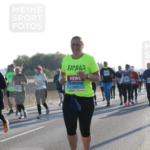 03.10.2025 - Köhlbrandbrückenlauf Jannik Wohlers http://msf.ph/oto/9063549 03.10.2025 09:24:12 Position 3 1800 meine-sportfotos.de