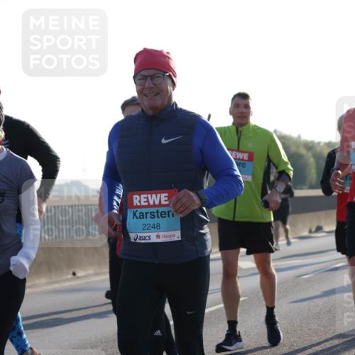 03.10.2025 - Köhlbrandbrückenlauf Jannik Wohlers http://msf.ph/oto/9063649 03.10.2025 09:24:19 Position 3 2466, 2248, 2632 meine-sportfotos.de