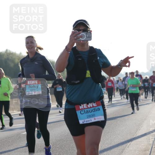 03.10.2025 - Köhlbrandbrückenlauf Jannik Wohlers http://msf.ph/oto/9063716 03.10.2025 09:24:22 Position 3 3806, 2320, 2830 meine-sportfotos.de