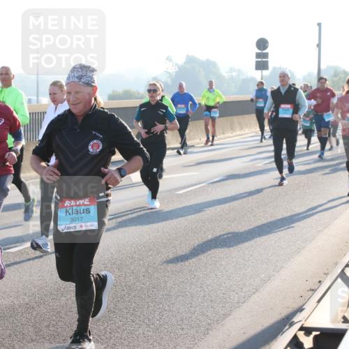 03.10.2025 - Köhlbrandbrückenlauf Lena Gebhardt http://msf.ph/oto/9063848 03.10.2025 09:21:07 Position 1 1633, 3017 meine-sportfotos.de