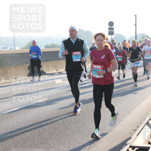03.10.2025 - Köhlbrandbrückenlauf Lena Gebhardt http://msf.ph/oto/9063896 03.10.2025 09:21:09 Position 1 3435, 17 meine-sportfotos.de
