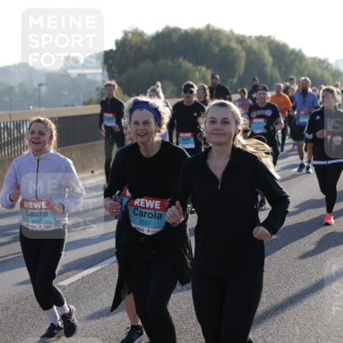 03.10.2025 - Köhlbrandbrückenlauf Jannik Wohlers http://msf.ph/oto/9063931 03.10.2025 09:24:39 Position 3 2250, 2557 meine-sportfotos.de