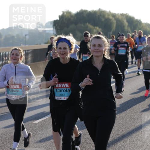 03.10.2025 - Köhlbrandbrückenlauf Jannik Wohlers http://msf.ph/oto/9063940 03.10.2025 09:24:39 Position 3 2250, 2557 meine-sportfotos.de