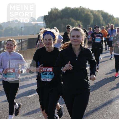 03.10.2025 - Köhlbrandbrückenlauf Jannik Wohlers http://msf.ph/oto/9063944 03.10.2025 09:24:39 Position 3 2250, 2557 meine-sportfotos.de