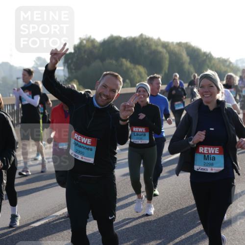 03.10.2025 - Köhlbrandbrückenlauf Jannik Wohlers http://msf.ph/oto/9064042 03.10.2025 09:24:47 Position 3 2468, 2300, 3105, 2298 meine-sportfotos.de