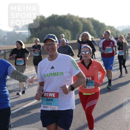 03.10.2025 - Köhlbrandbrückenlauf Jannik Wohlers http://msf.ph/oto/9064106 03.10.2025 09:24:49 Position 3 14, 3234, 74 meine-sportfotos.de