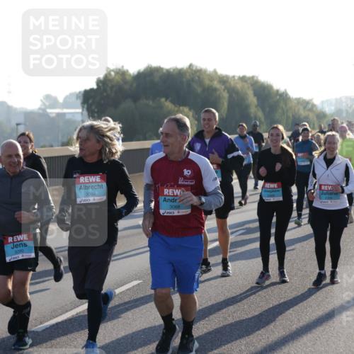 03.10.2025 - Köhlbrandbrückenlauf Jannik Wohlers http://msf.ph/oto/9064129 03.10.2025 09:24:51 Position 3 3090, 3089, 3088, 22, 2289 meine-sportfotos.de