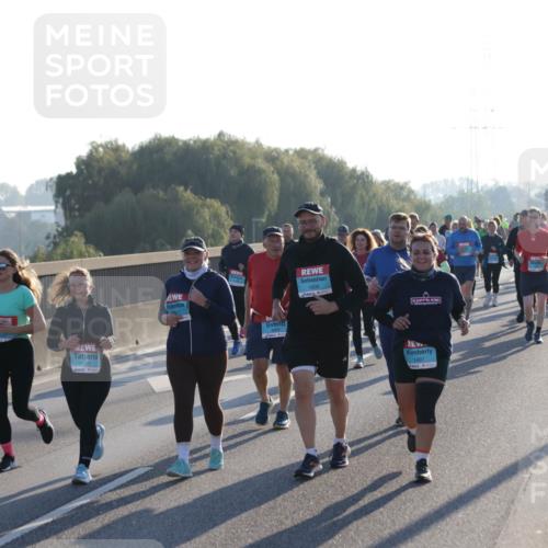 03.10.2025 - Köhlbrandbrückenlauf Jannik Wohlers http://msf.ph/oto/9064142 03.10.2025 09:24:58 Position 3 2375, 1606, 1497 meine-sportfotos.de