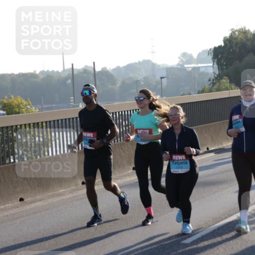 03.10.2025 - Köhlbrandbrückenlauf Jannik Wohlers http://msf.ph/oto/9064156 03.10.2025 09:24:59 Position 3 2375 meine-sportfotos.de
