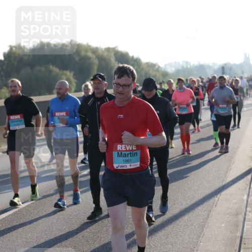 03.10.2025 - Köhlbrandbrückenlauf Jannik Wohlers http://msf.ph/oto/9064253 03.10.2025 09:25:05 Position 3 1961 meine-sportfotos.de