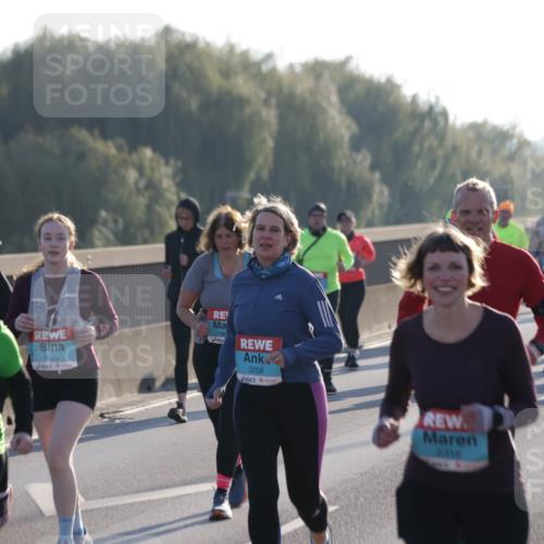 03.10.2025 - Köhlbrandbrückenlauf Jannik Wohlers http://msf.ph/oto/9064321 03.10.2025 09:25:12 Position 3 3621, 3389, 2258, 2316 meine-sportfotos.de