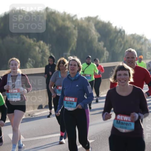 03.10.2025 - Köhlbrandbrückenlauf Jannik Wohlers http://msf.ph/oto/9064324 03.10.2025 09:25:12 Position 3 26, 21, 3389, 2258, 2316 meine-sportfotos.de