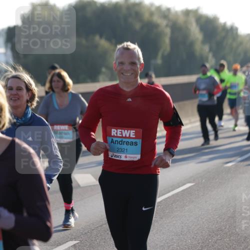 03.10.2025 - Köhlbrandbrückenlauf Jannik Wohlers http://msf.ph/oto/9064338 03.10.2025 09:25:14 Position 3 2321 meine-sportfotos.de