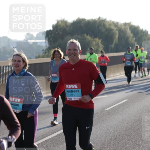 03.10.2025 - Köhlbrandbrückenlauf Jannik Wohlers http://msf.ph/oto/9064353 03.10.2025 09:25:14 Position 3 2258, 2321 meine-sportfotos.de