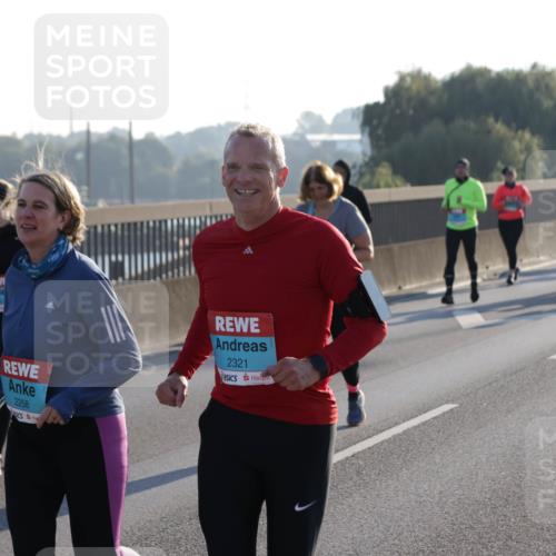 03.10.2025 - Köhlbrandbrückenlauf Jannik Wohlers http://msf.ph/oto/9064382 03.10.2025 09:25:15 Position 3 2258, 2321 meine-sportfotos.de