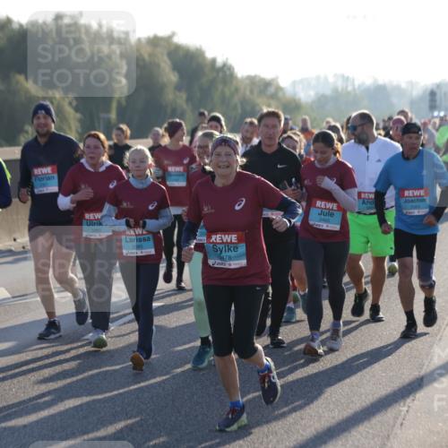 03.10.2025 - Köhlbrandbrückenlauf Jannik Wohlers http://msf.ph/oto/9064436 03.10.2025 09:25:20 Position 3 2371, 2212, 1880, 2085, 3478, 2465 meine-sportfotos.de