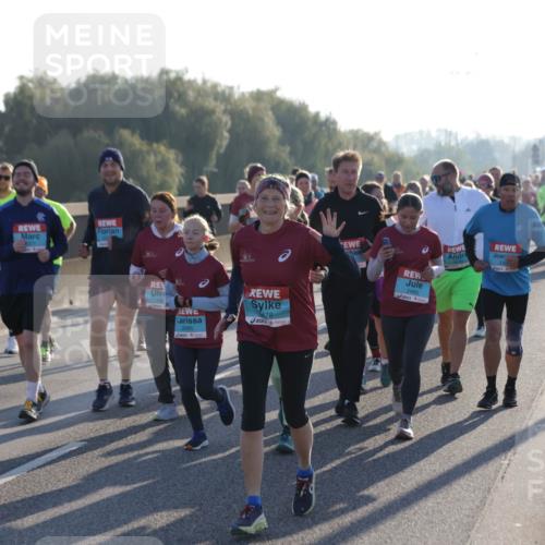 03.10.2025 - Köhlbrandbrückenlauf Jannik Wohlers http://msf.ph/oto/9064453 03.10.2025 09:25:20 Position 3 2212, 2085, 478, 2465 meine-sportfotos.de