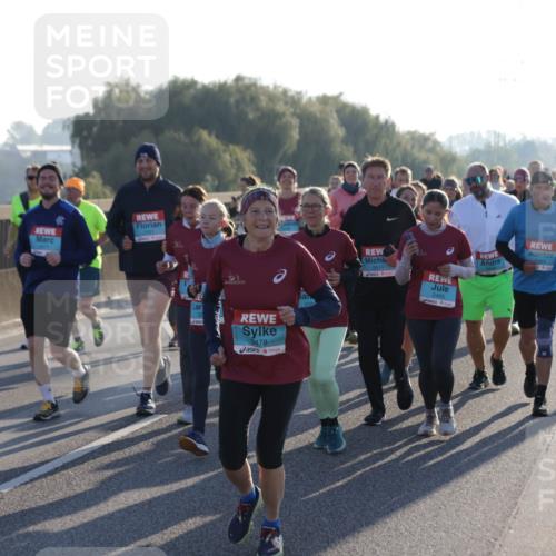 03.10.2025 - Köhlbrandbrückenlauf Jannik Wohlers http://msf.ph/oto/9064476 03.10.2025 09:25:21 Position 3 2212, 3478, 2465, 2393 meine-sportfotos.de
