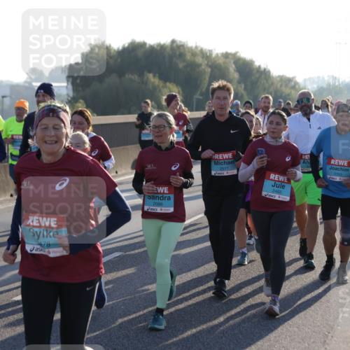 03.10.2025 - Köhlbrandbrückenlauf Jannik Wohlers http://msf.ph/oto/9064491 03.10.2025 09:25:22 Position 3 2371, 478, 2086, 2511, 2465, 3393 meine-sportfotos.de
