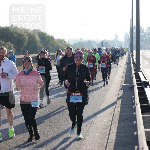 03.10.2025 - Köhlbrandbrückenlauf Jannik Wohlers http://msf.ph/oto/9064535 03.10.2025 09:25:25 Position 3 2233, 15, 3784 meine-sportfotos.de