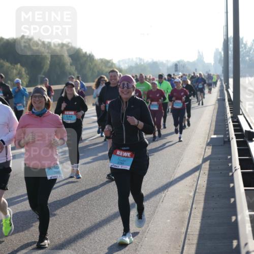03.10.2025 - Köhlbrandbrückenlauf Jannik Wohlers http://msf.ph/oto/9064548 03.10.2025 09:25:25 Position 3 2233, 1546, 3784 meine-sportfotos.de