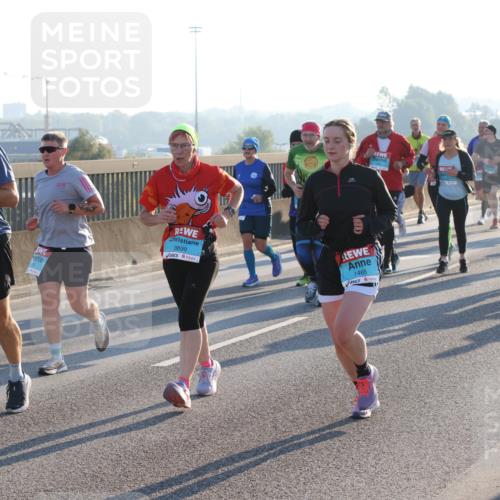 03.10.2025 - Köhlbrandbrückenlauf Lena Gebhardt http://msf.ph/oto/9064558 03.10.2025 09:21:39 Position 1 2026, 3699, 1485 meine-sportfotos.de
